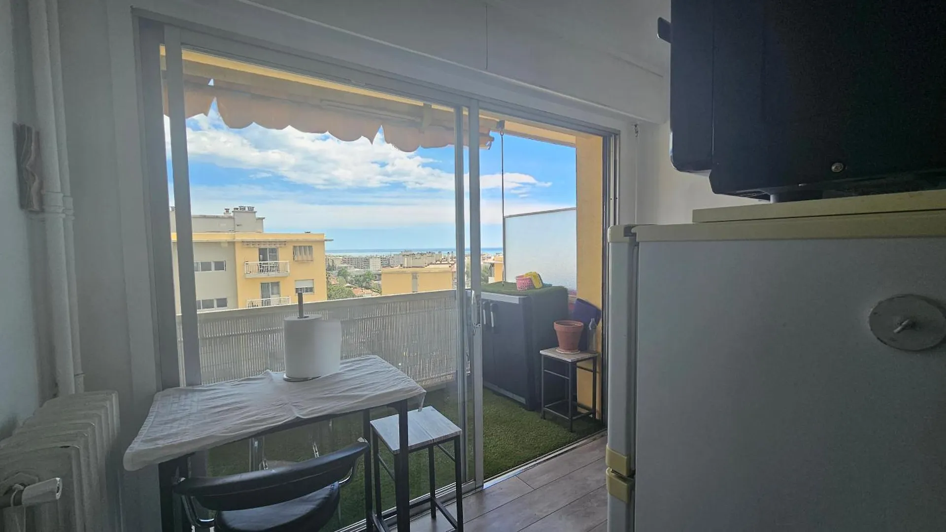 Studio Proche Mer Et Centre Ville Καν-συρ-Μερ 0*,  Γαλλία